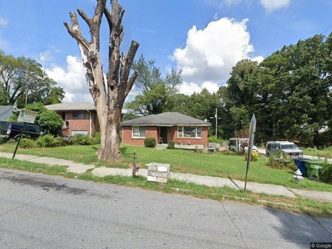 Homes For Sale - 1975 Tiger Flowers Drive<br/> Atlanta, GA 30314