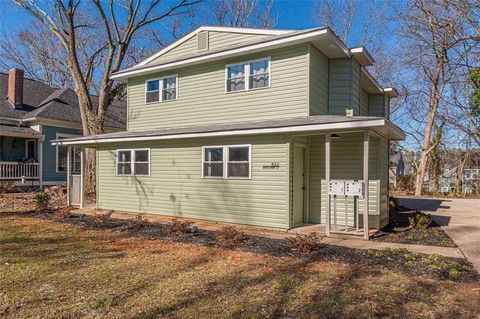 Photo of 855 Beecher Street SW, Atlanta, GA 30310 (MLS # 7314907)