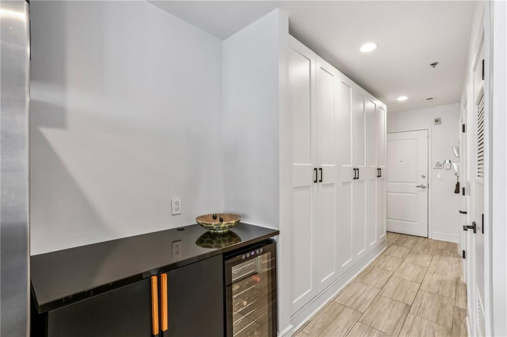 44 Peachtree Place NW 1428