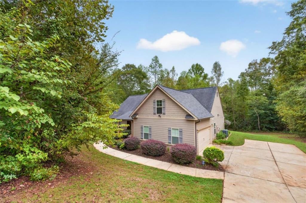 717 Oconee Lane