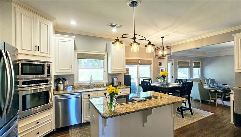 2227 Austin Lake Drive, Smyrna, Georgia image 9