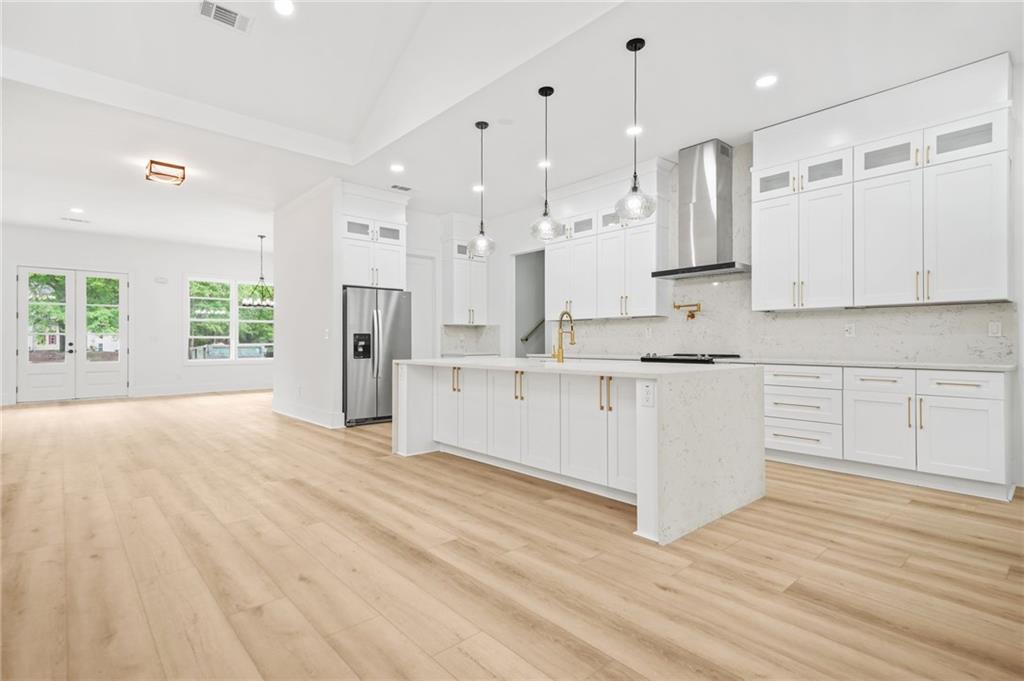225 Alcovy Circle