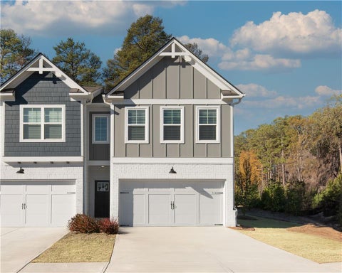 Townhouse For Sale - 2562 Riverside Road<br/> Conyers, GA 30013