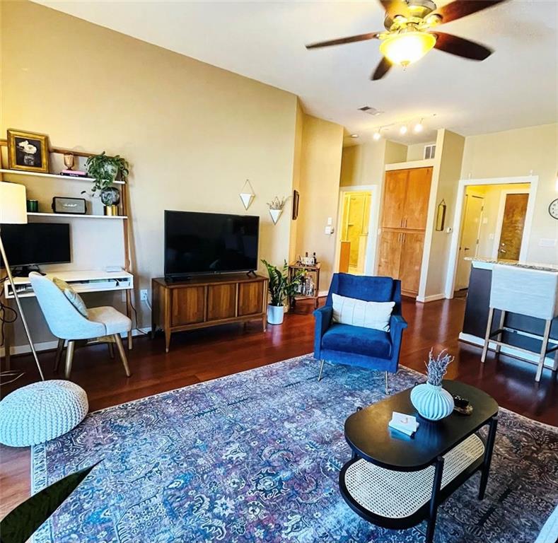 870 Inman Village Parkway NE 516