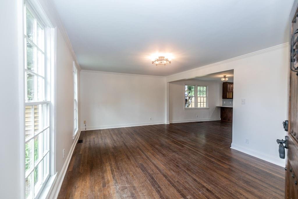 298 Brooks Drive, Fairburn, Georgia image 6