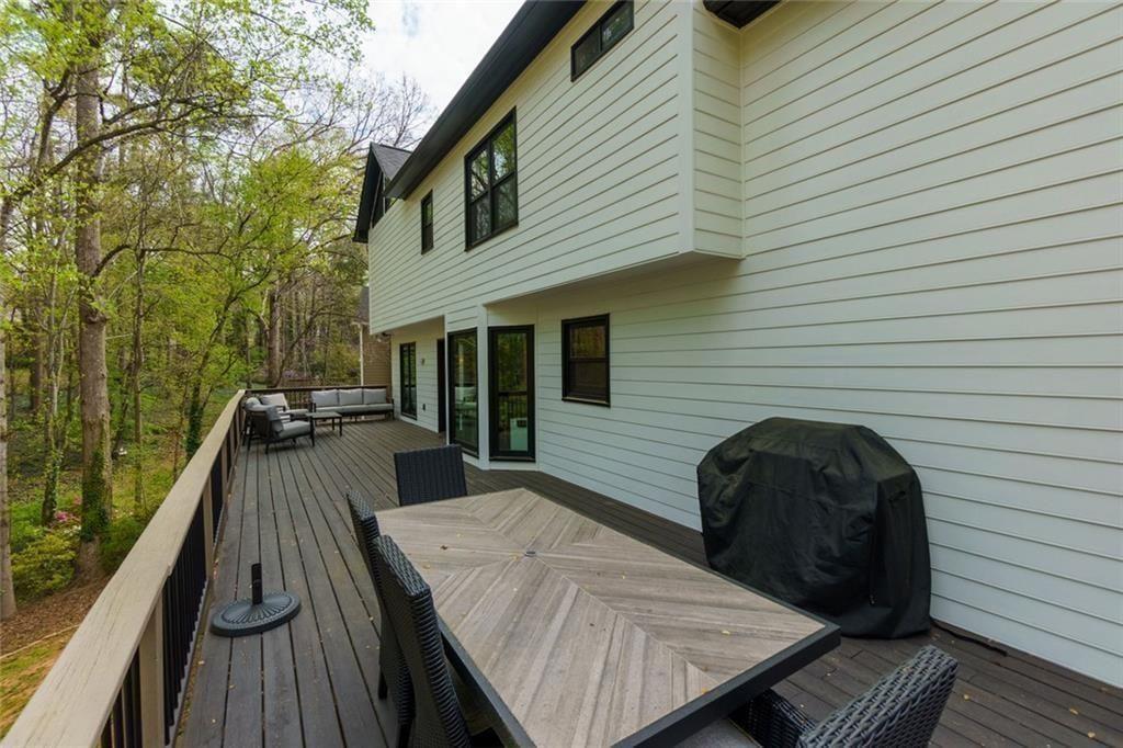 1515 Oakmoor Place