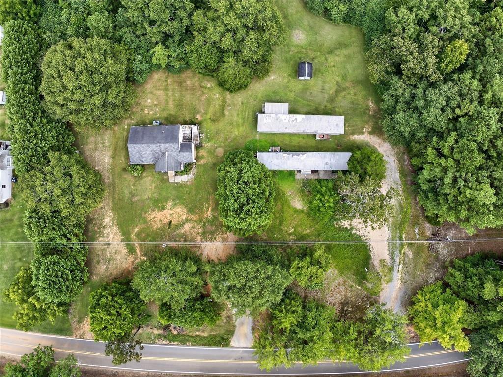 1561 Pleasant Valley Road SE