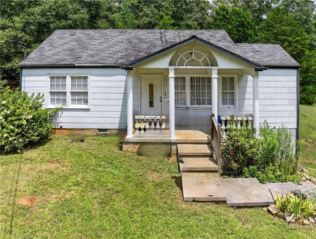 1561 Pleasant Valley Road SE