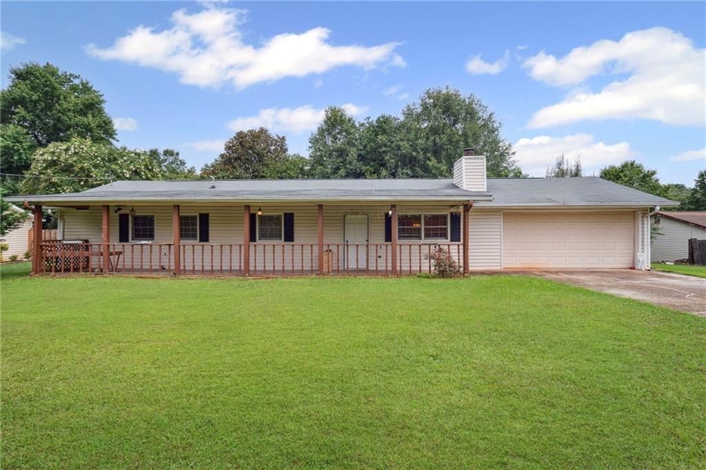 Charming Ranch in Highly Desirable Lawrenceville Location!
Welcome to this beautifully maintained one-level ranch, perfectly situated on a large, private lot in one of Lawrenceville’s most sought-after areas. This home features 3 spacious bedrooms and 2 full bathrooms, offering a comfortable and functional layout ideal for families or downsizers. Located in a top-rated school district and close to shopping, dining, and major highways, this property offers both convenience and value. Don’t miss this opportunity to own a home in a prime location with so much potential!