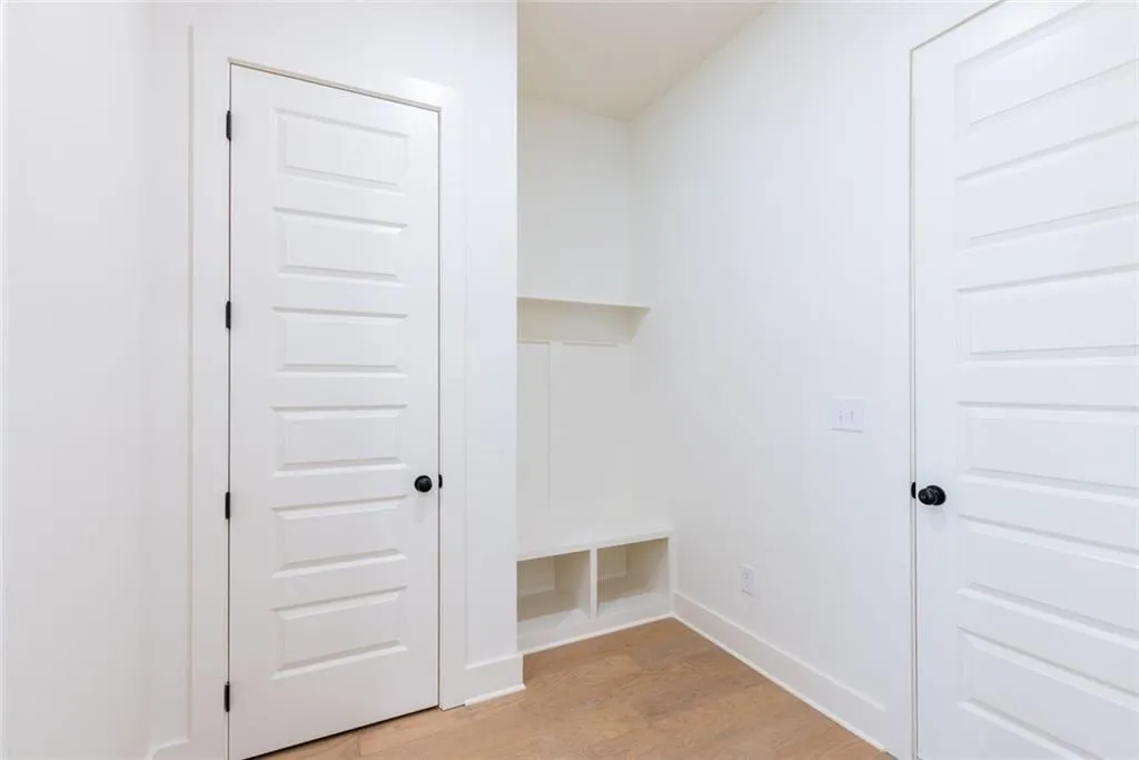 Cumming, Georgia 30028, United States, 5 Bedrooms Bedrooms, ,5 BathroomsBathrooms,Residential,Active,176334