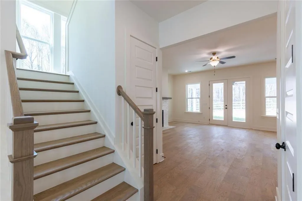 Cumming, Georgia 30028, United States, 5 Bedrooms Bedrooms, ,5 BathroomsBathrooms,Residential,Active,176334