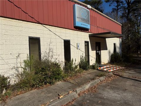 6048 Paul Road Lithonia GA 30058