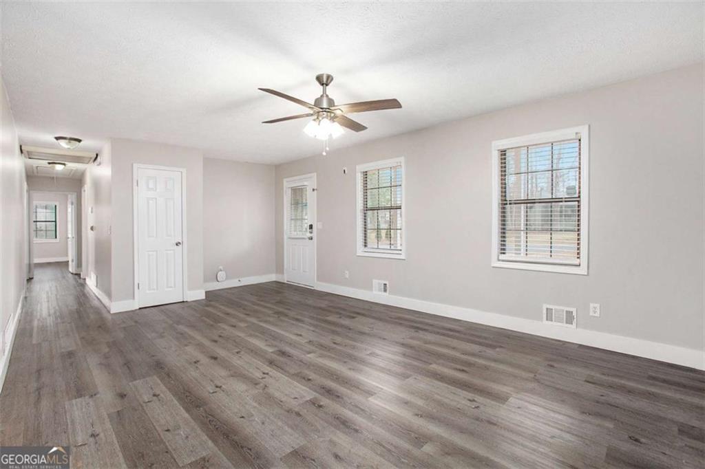 5700 Tracy Drive, Mableton, Georgia image 7