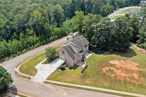 A home in Douglasville