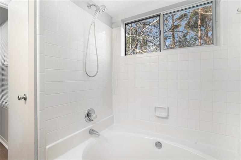 3448 Great Meadows Court, Lithonia, Georgia image 10