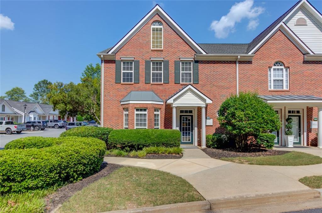 1095 POWERS Place