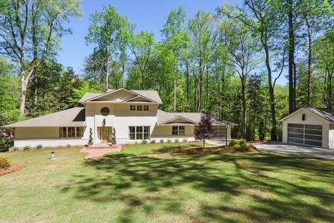 1007 Somerset Drive NW Atlanta GA 30327