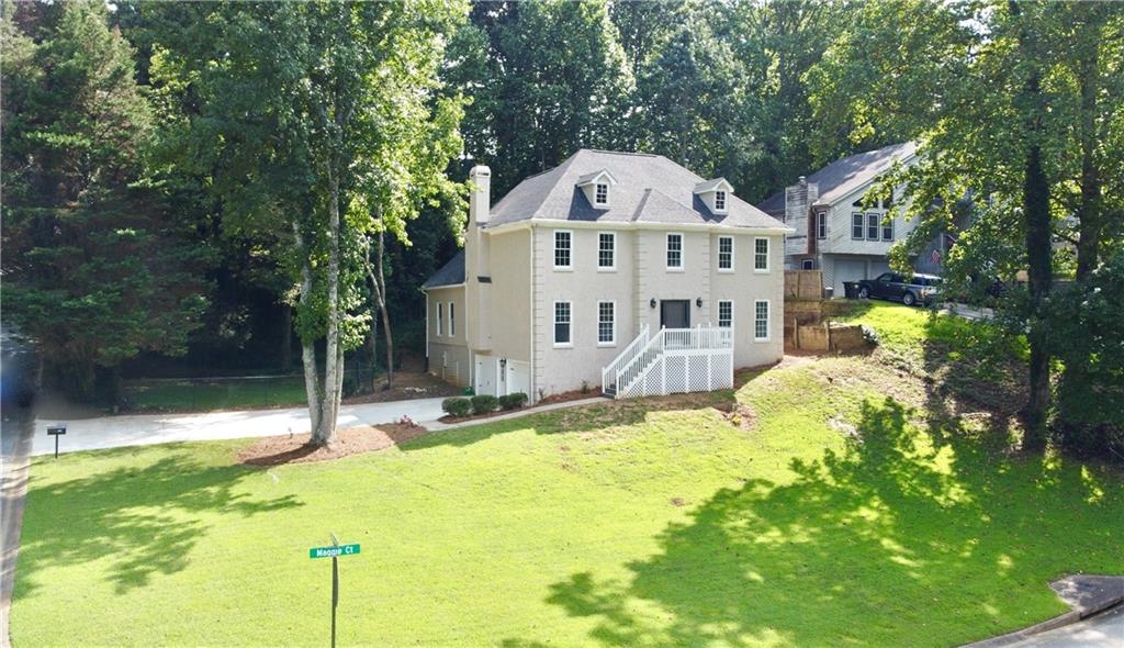 741 Maggie Court NW