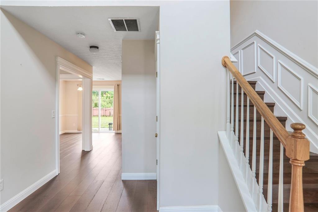 841 Holly Meadow Drive, Buford, Georgia image 2