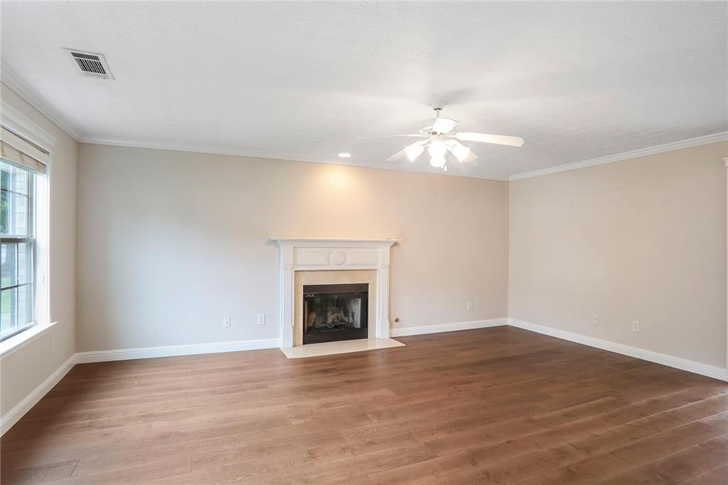 841 Holly Meadow Drive, Buford, Georgia image 3