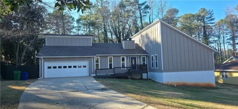 Homes For Rent - 1483 Hidden Hills Parkway<br/> Dekalb County, Stone Mountain, GA 30088