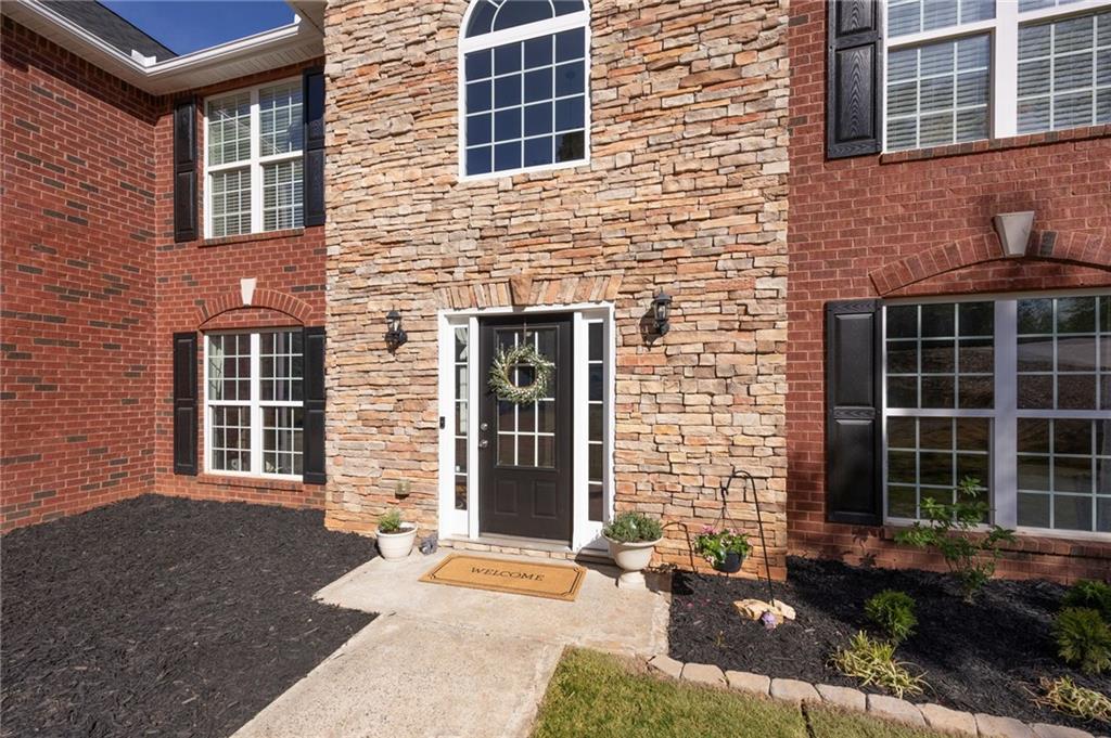 6330 Woodlore Drive NW