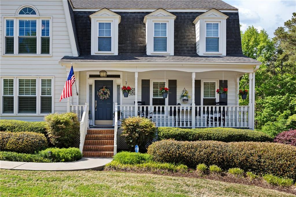 1049 Fairwood Run NW