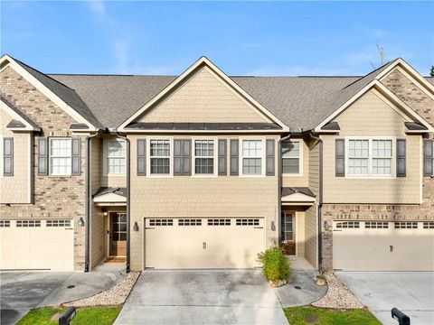 Townhouse For Sale - 260 Jackson Place #17<br/> Lilburn, GA 30047