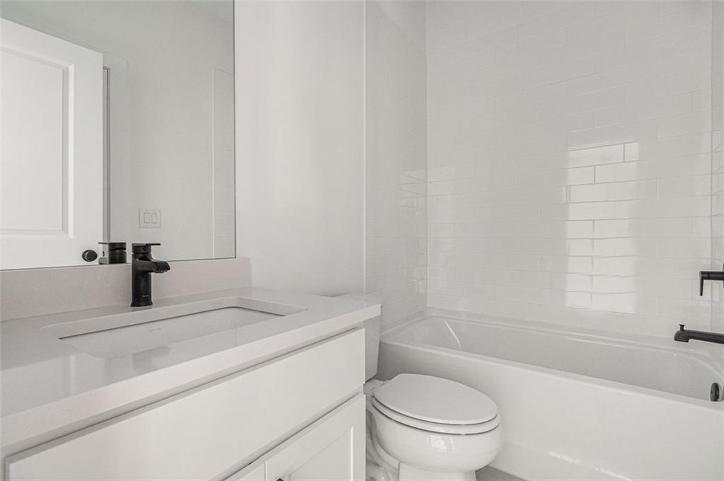 Holly Farm - Residential Lease