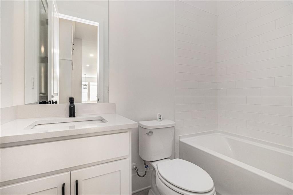 Holly Farm - Residential Lease