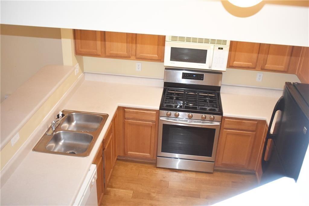 1214 Penhurst Way