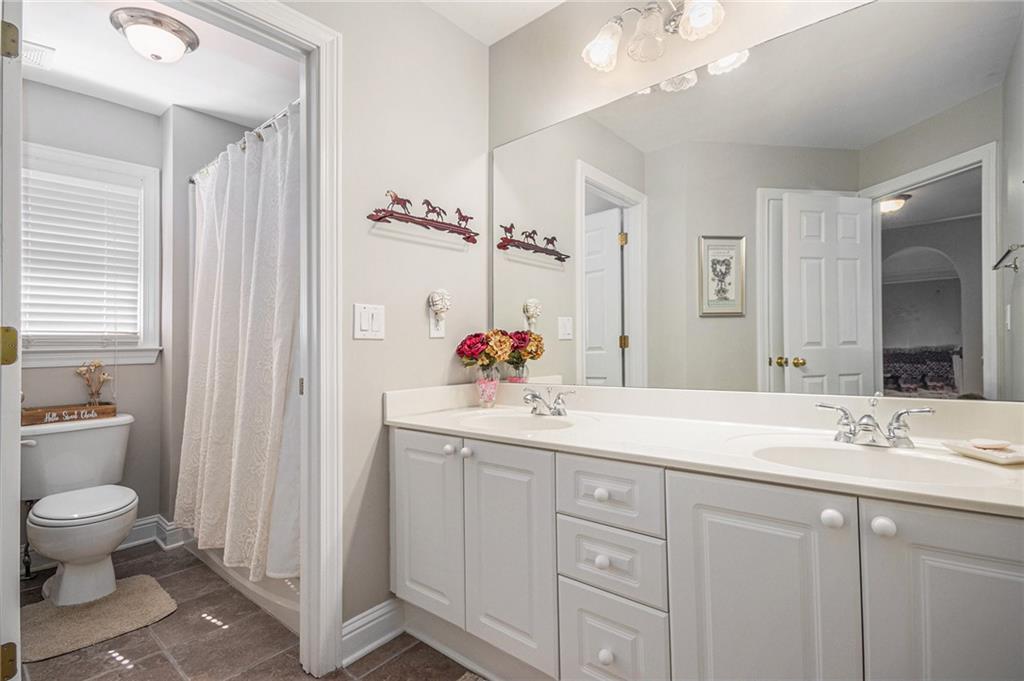 5004 Lake Mist Drive, Mableton, Georgia image 30