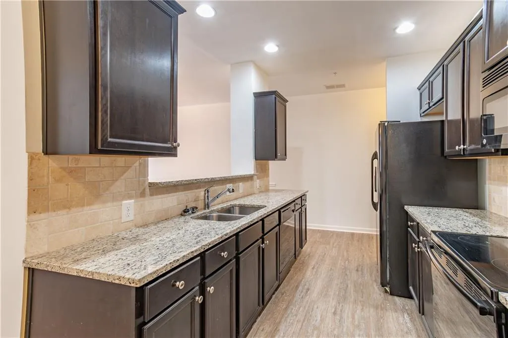 Norcross, Georgia 30093, United States, 3 Bedrooms Bedrooms, ,3 BathroomsBathrooms,Residential,Active,154550