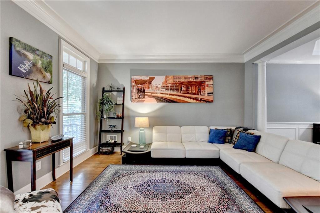 110 Grandmar Chase