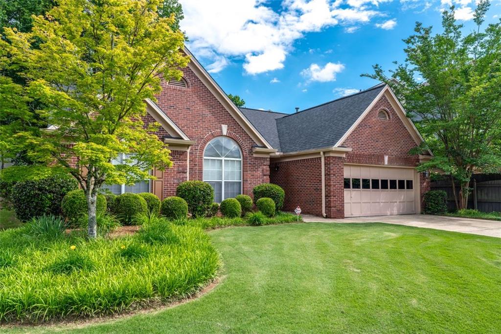 4584 BROOK FARMS Drive