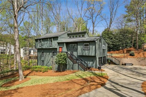 Photo of 125 Brier Court, Roswell, GA 30076 (MLS # 7742305)