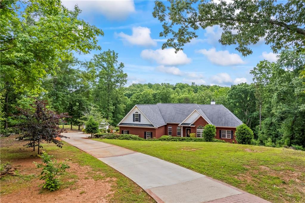 387 Lauren Marie Drive, Braselton, Georgia image 8
