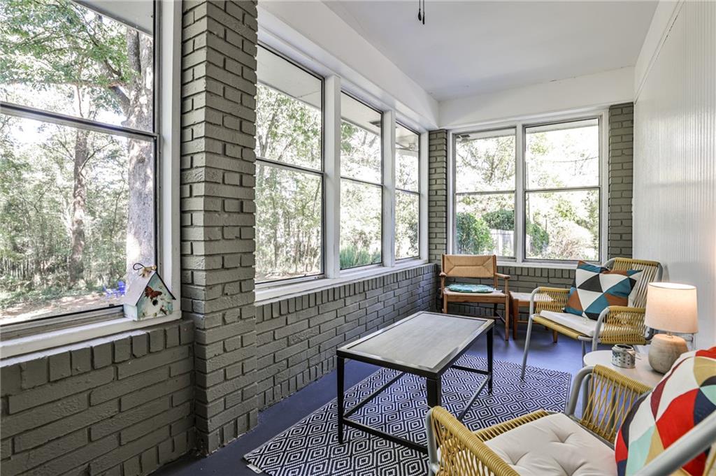 Addison Heights - Residential