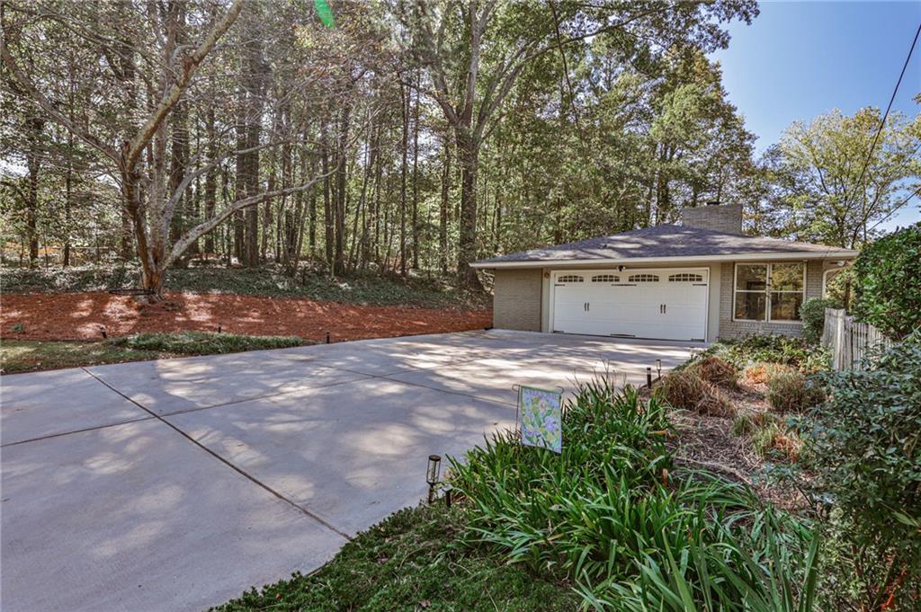 Addison Heights - Residential