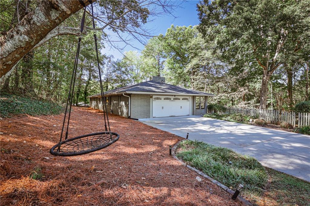 Addison Heights - Residential