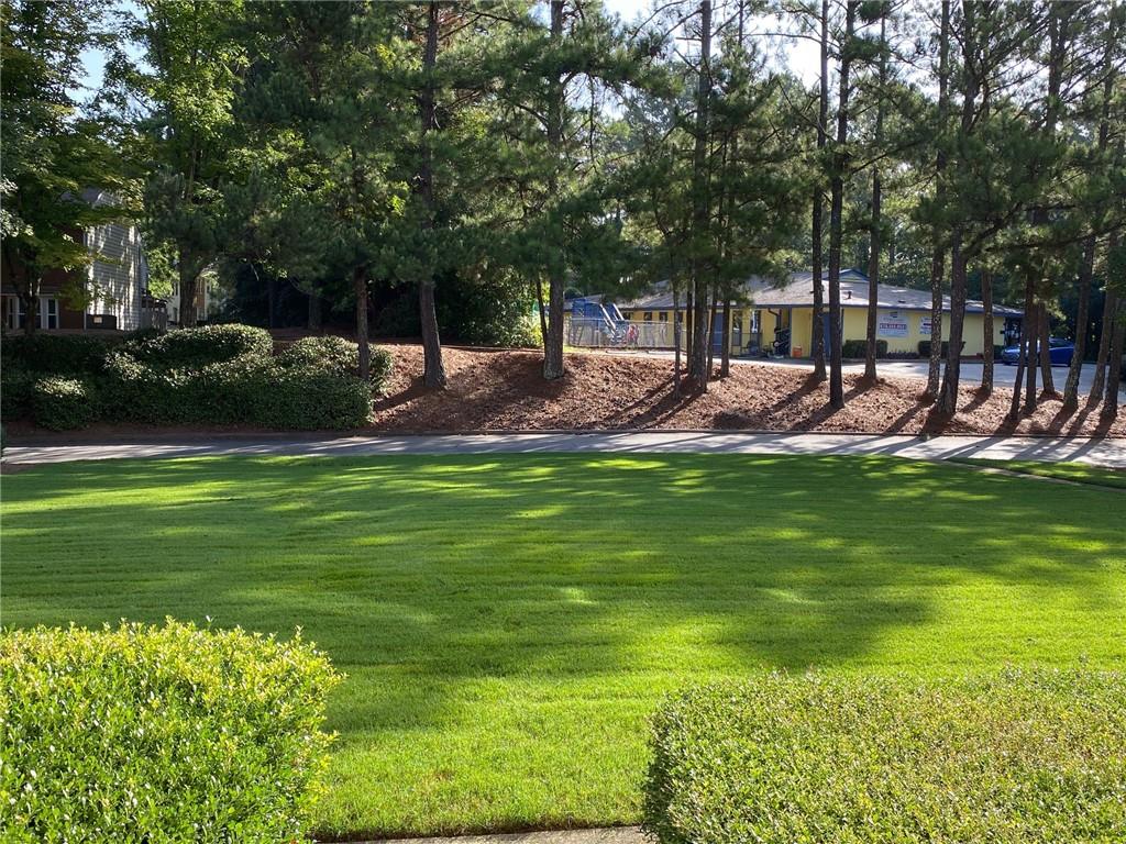 208 Chads Ford Way, Roswell, Georgia image 4