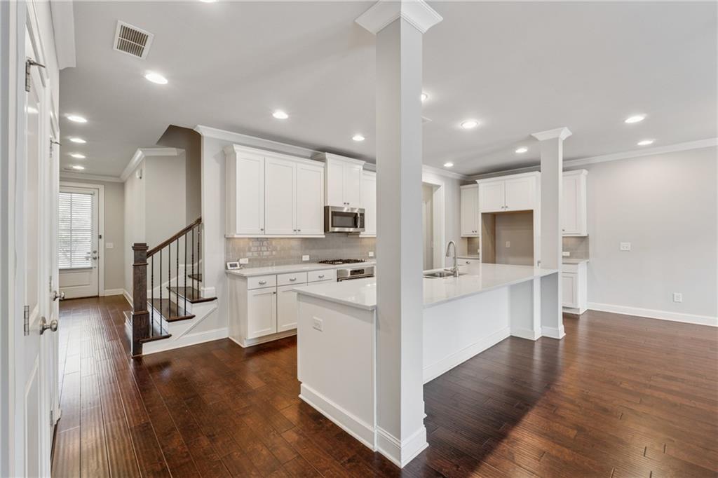 2058 Glenview Park Circle