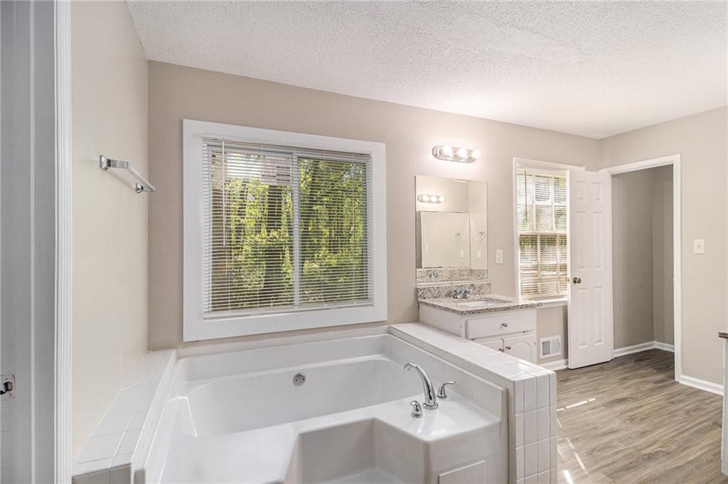 464 Meadowbrook Drive, Mcdonough, Georgia image 18