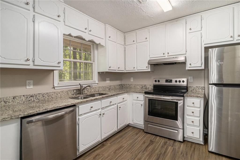 464 Meadowbrook Drive, Mcdonough, Georgia image 9