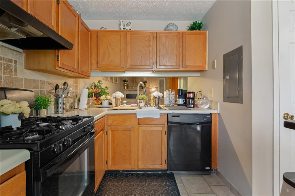 3788 Meadow Creek Drive, Peachtree Corners, Georgia image 6