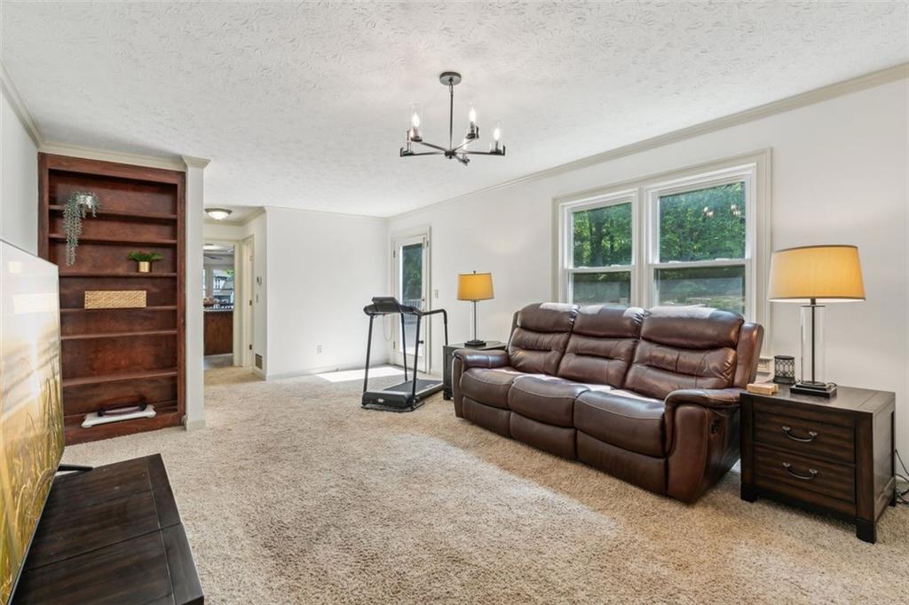 22 Oakwood Hills Drive, Suwanee, Georgia image 15