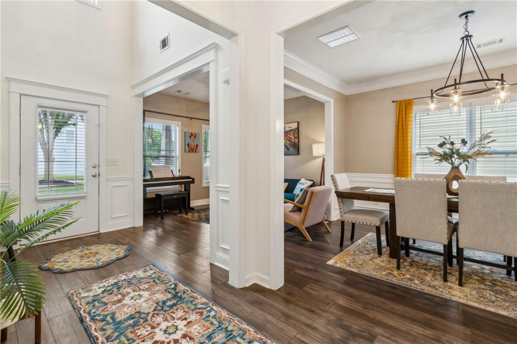 4266 Suwanee Brook Court, Buford, Georgia image 8