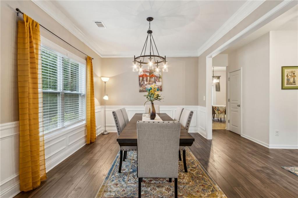 4266 Suwanee Brook Court, Buford, Georgia image 11