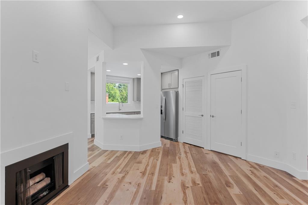 855 Piedmont Avenue NE 3E
