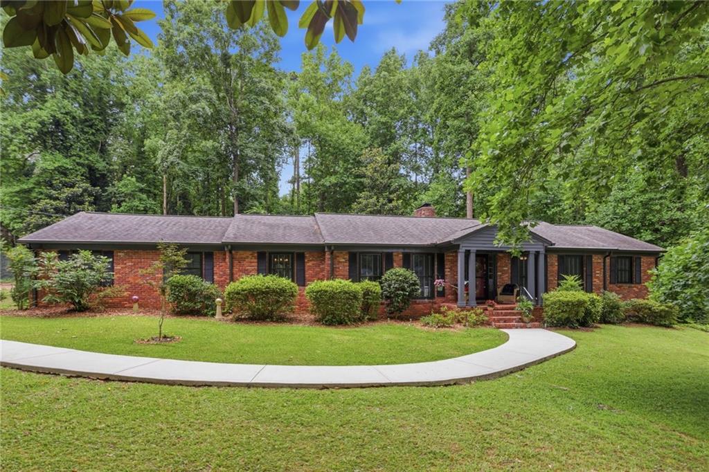 Photo 1 of 37 — 635 Wisteria Drive, Marietta, GA 30064